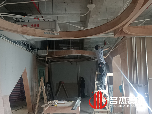 廣州辦公室裝修設(shè)計